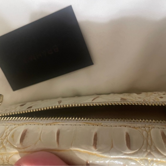 Brahmin Purse and matching wallet - Picture 6 of 10